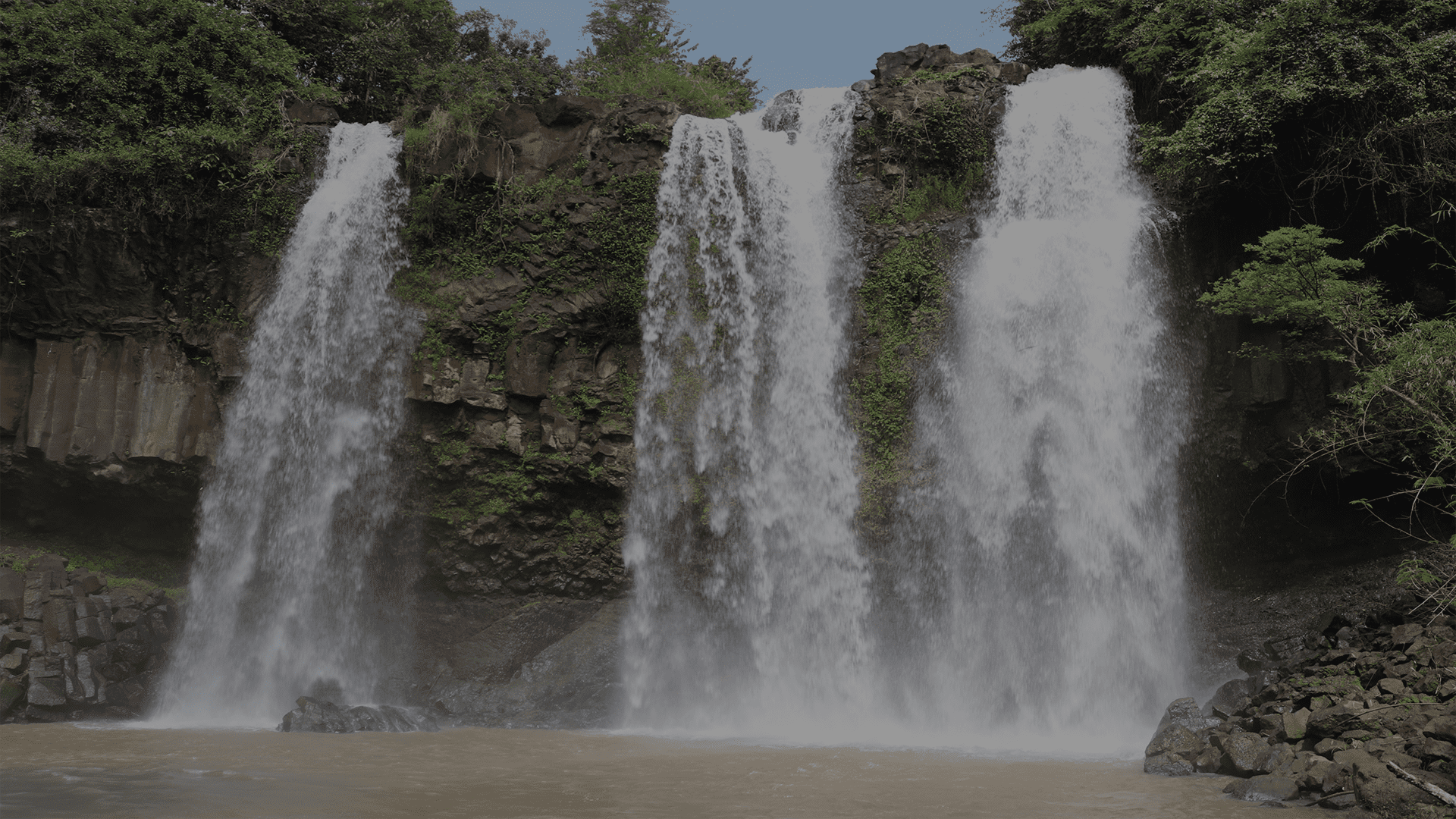 Drai Dlong Waterfall